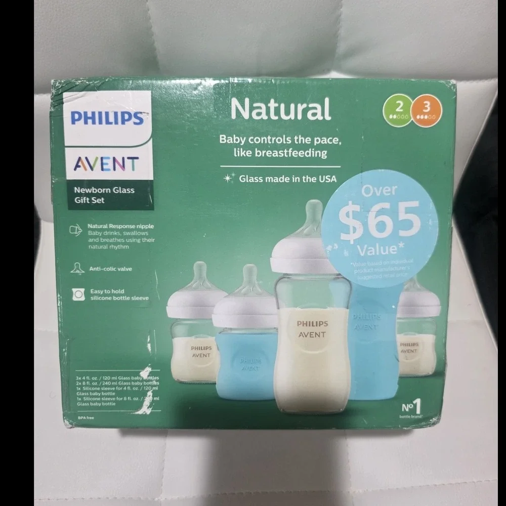 Philips AVENT Natural Newborn Glass Gift Set Anti-Colic Baby Bottles - Picture 1 of 3